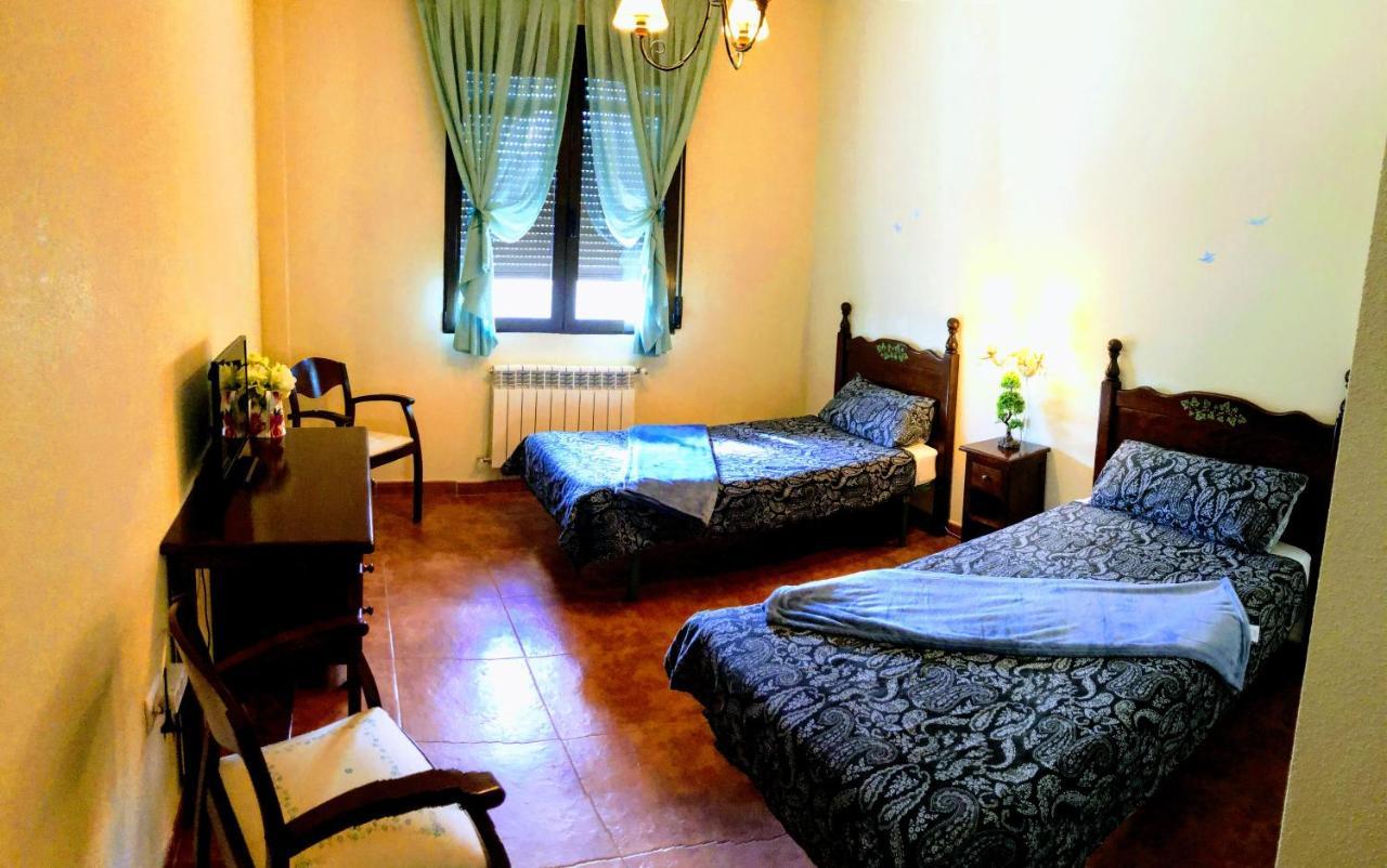 Hotel La Sabina à Castillejo de Robledo Extérieur photo