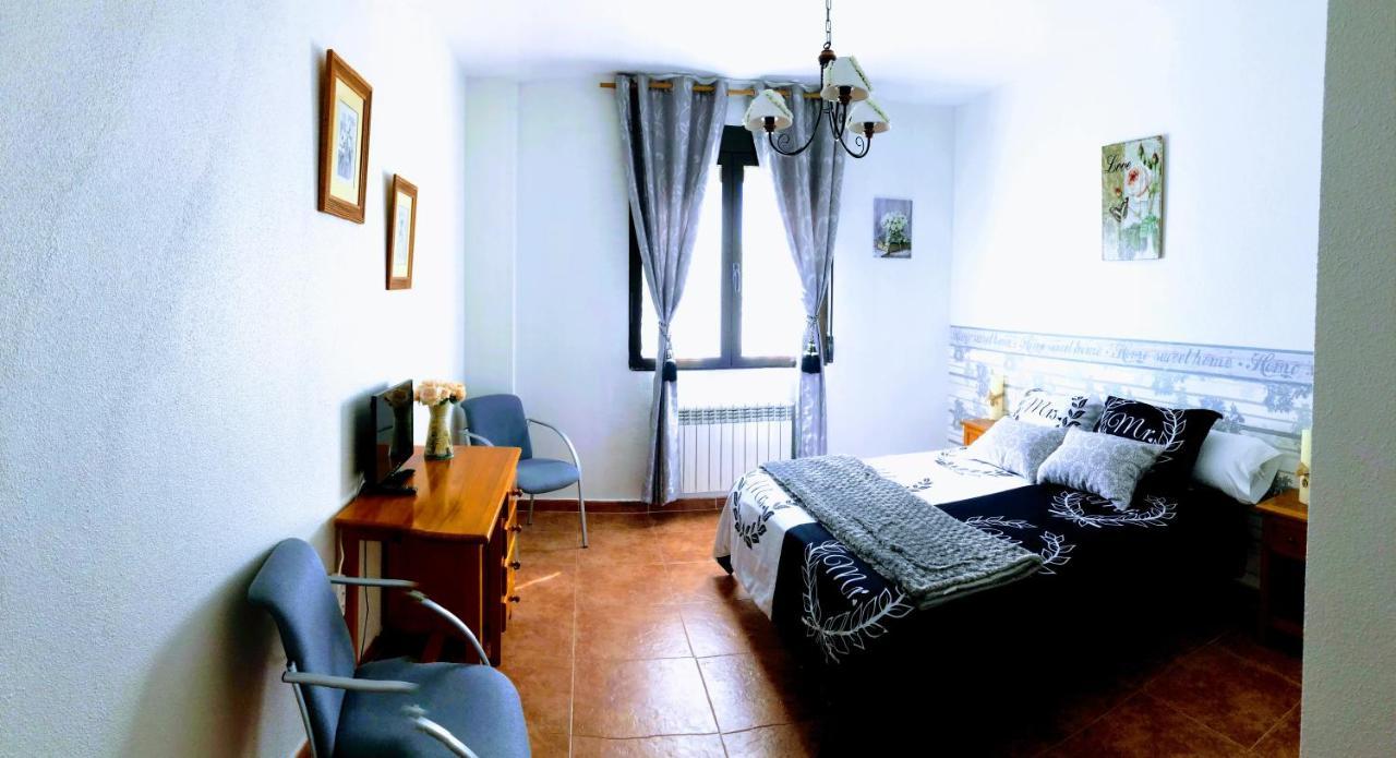 Hotel La Sabina à Castillejo de Robledo Extérieur photo